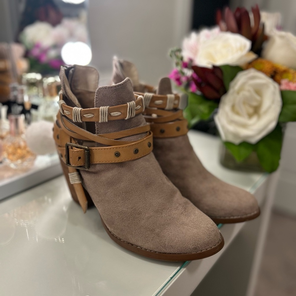 Altard State Suede Ankle Boots